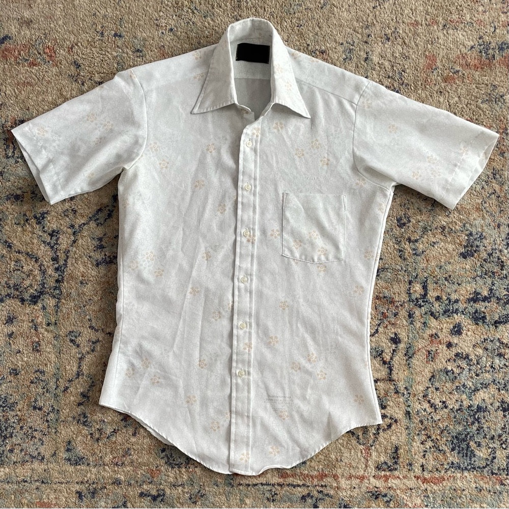 1970s polyester button up